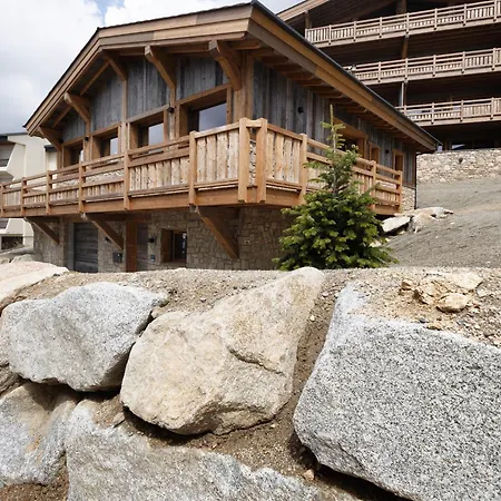 Nid Des Ecureuils Font-Romeu-Odeillo-Via