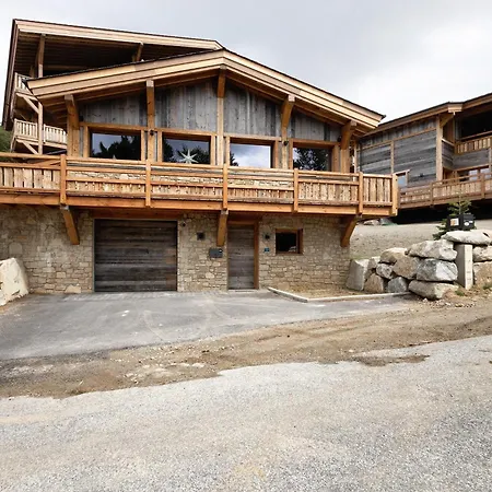 Nid Des écureuils Chalet